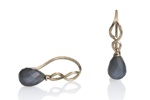 Kaprifol Earring Gold Moonstone