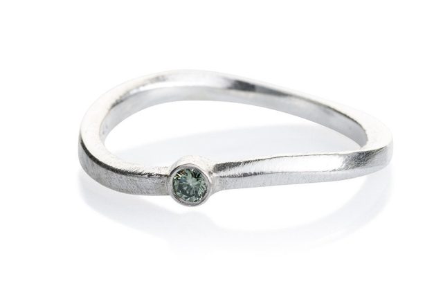 Kaprifol Ring Silver Diamond